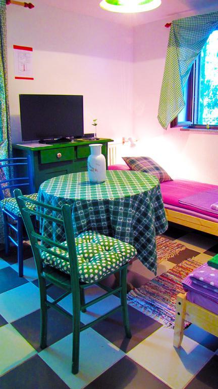 Room Galina Duga Resa Exteriör bild
